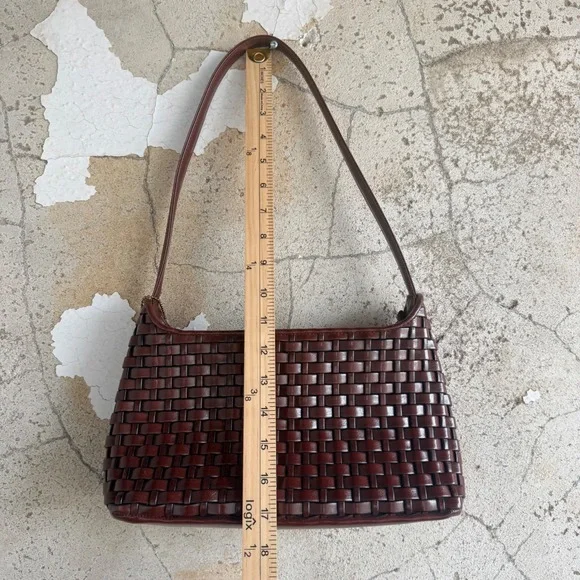 Vtg 90s Woven Shoulder Bag Baguette Purse Minimalist Nine West Faux Leather - Picture 8 of 9